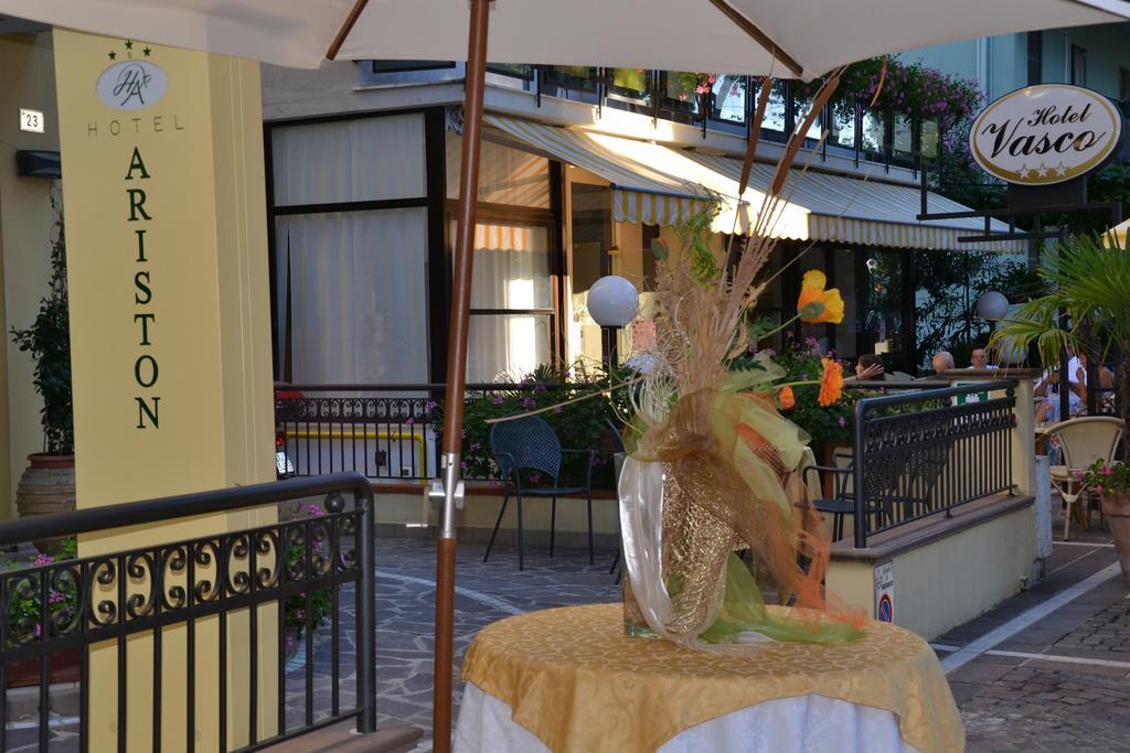 Hotel Ariston Misano Adriatico Kültér fotó